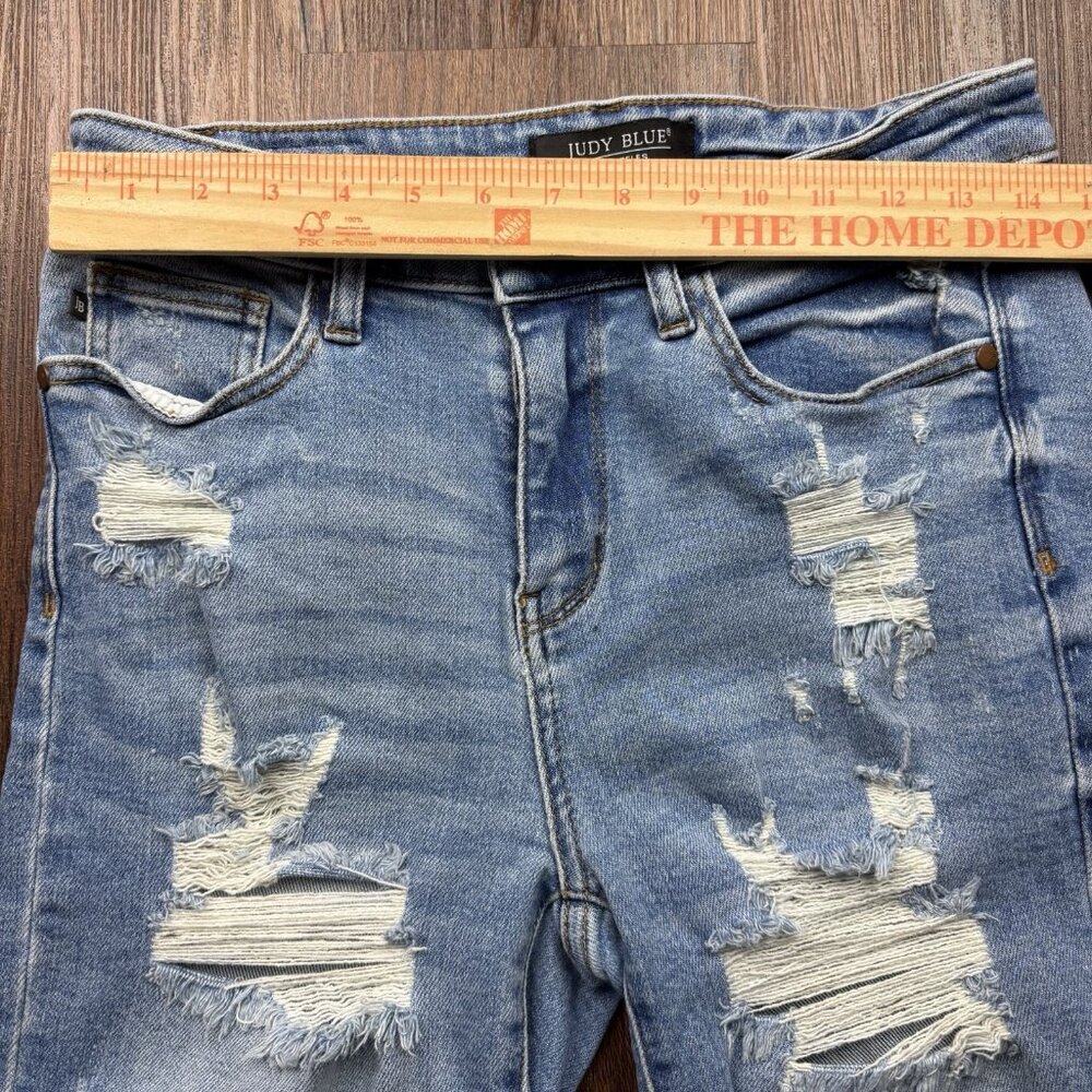 Judy Blue Jean Shorts Womens Medium Distressed Rolled Cuff JB150024 - Picture 4 of 7